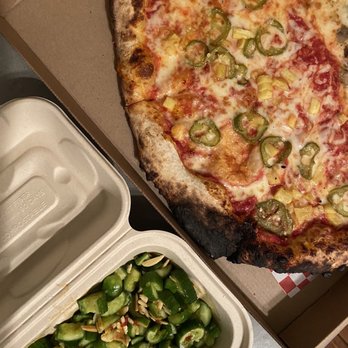 Paladin Pie - Cheese pizza w stuff Smashed Cukes (vegan, gluten free) - Pizza Near Me - Portland, Oregon Paladin Pie - Cheese pizza w stuff Smashed Cukes (vegan, gluten free) - Pizza Near Me - Portland, Oregon