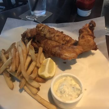 Yard House - New American Near Me - San Antonio, Texas