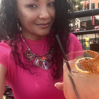 Sunset - Cocktail Bars Near Me - Houston, Texas