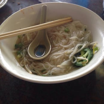Ba Le Restaurant - Noodles overcooked, broth is salty because of MSG flavoring - Vietnamese Near Me - Dallas, Texas Ba Le Restaurant - Noodles overcooked, broth is salty because of MSG flavoring - Vietnamese Near Me - Dallas, Texas