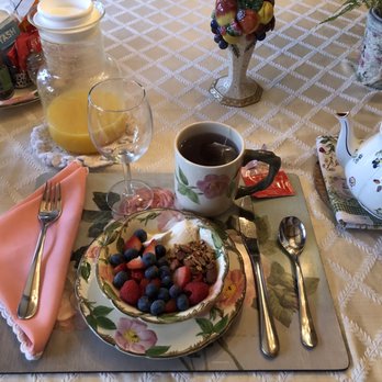 Briar Rose Inn - Breakfast - Bed & Breakfast Near Me - Vancouver, Washington
