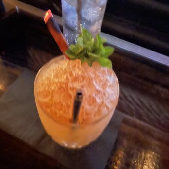 The Roosevelt Room - Cocktail Bars Near Me - Austin, Texas