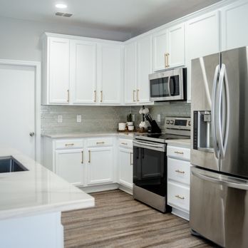 SA Classic Painting - Cabinet painting - Painters Near Me - Jacksonville, Florida SA Classic Painting - Cabinet painting - Painters Near Me - Jacksonville, Florida
