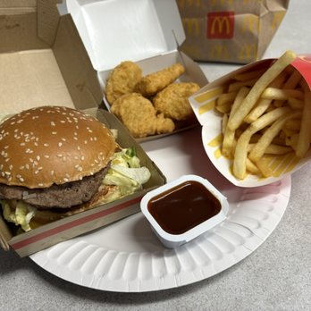 McDonald's - Fast Food Near Me - Edison, New Jersey McDonald's - Fast Food Near Me - Edison, New Jersey