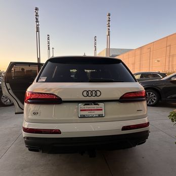 Audi Fletcher Jones - The Audi Q7 - Auto Parts & Supplies Near Me - Costa Mesa, California