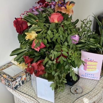 Avas Flowers - This is what was delivered. - Florists Near Me