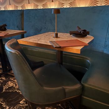 The Goose - Cocktail Bars Near Me - Scottsdale, Arizona