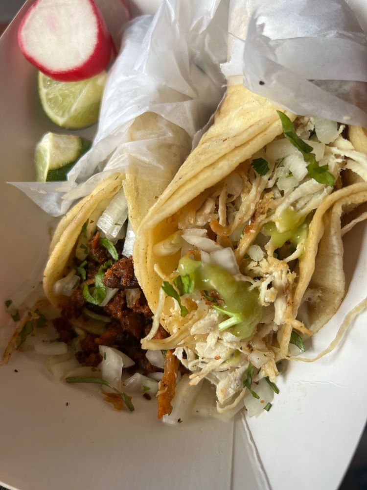 De Jesus Deli Taqueria
