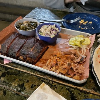 Sweet Cheeks Q - Big Cheeks Tray - Southern Near Me - Boston, Massachusetts