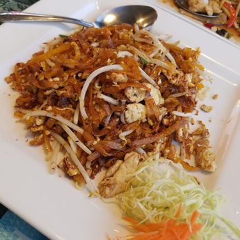 Pad Thai - Pad thai - Thai Near Me - Santa Ana, California
