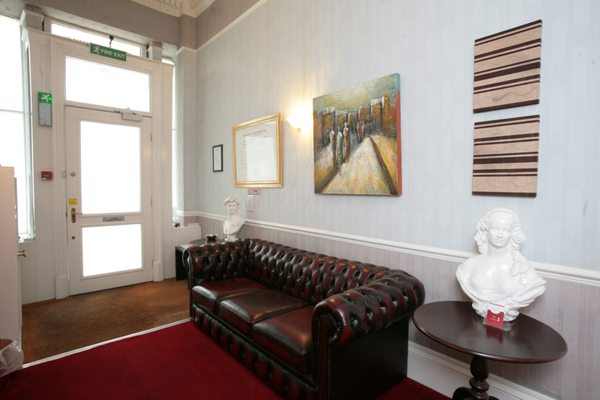 Embassy Apartments Glasgow - Book Direct for Best Rates. We're cheaper than online travel agents. by null
