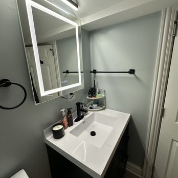 Scented Suites Cleaning Service - Deep cleaned bathroom, was left spotless with an amazing scent. - Home Cleaning Near Me Scented Suites Cleaning Service - Deep cleaned bathroom, was left spotless with an amazing scent. - Home Cleaning Near Me
