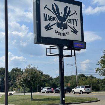 Cult Kitchen - Gastropubs Near Me - Akron, Ohio
