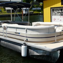 Captain Mike Fink's Marina Boat & Jet Ski Rentals - 26 Ft. Tritoon Luxuary Party Boat