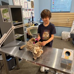 C.R.O.W. - Clinic for the Rehabilitation of Wildlife - Dr office