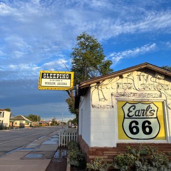 EARL S RT 66 MOTOR COURT Updated August 2025 71 Photos 52 Reviews