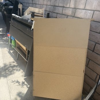 SoCal Cleanout Services - Couch and side house removal junk removal - Junk Removal & Hauling Near Me SoCal Cleanout Services - Couch and side house removal junk removal - Junk Removal & Hauling Near Me