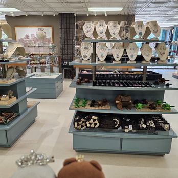 Coral Kingdom - Jewelry! - Shopping Centers Near Me - Kaneohe, Hawaii Coral Kingdom - Jewelry! - Shopping Centers Near Me - Kaneohe, Hawaii