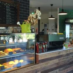 Birds & Bees Café