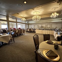 Darya Restaurant - Another view of the buffet room