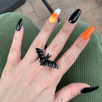 Dashing Diva Nails - Nail Salons Near Me - Portland, Oregon