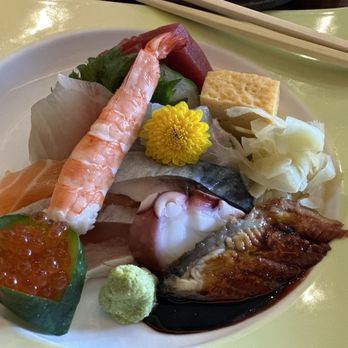 Bluefin - Beautiful presentation of the Chirashi Sushi! - Sushi Bars Near Me - Newport Coast, California