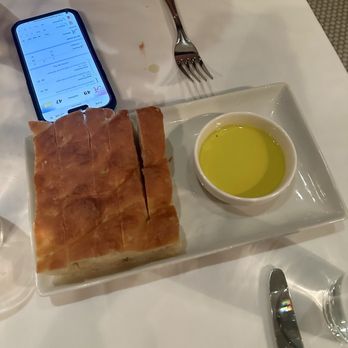 Bottega Italian Restaurant - Focaccia and oil - Italian Near Me - Birmingham, Alabama