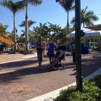 Harbourside Place - Family festival - Shopping Centers Near Me - Jupiter, Florida