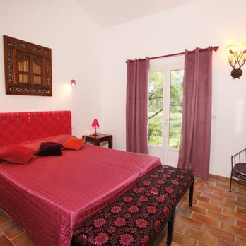 Le Mas de Calabrun - Hotels Near Me - Saintes Maries De La Mer, 13 Le Mas de Calabrun - Hotels Near Me - Saintes Maries De La Mer, 13