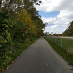 Brandywine Creek & Nature Park - Paved bicycle/walking trail.