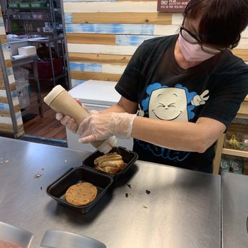 Toasted Mallow - Artist at work - Desserts Near Me - Gilbert, Arizona Toasted Mallow - Artist at work - Desserts Near Me - Gilbert, Arizona