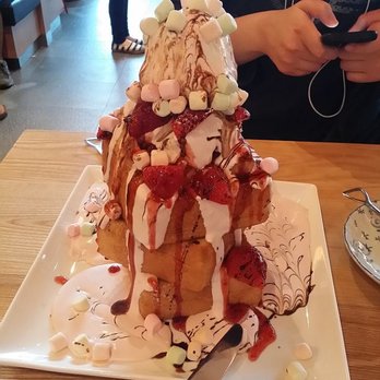 Petit Potato - Strawberry brick toast tower - Taiwanese Near Me - Toronto, Ontario Petit Potato - Strawberry brick toast tower - Taiwanese Near Me - Toronto, Ontario