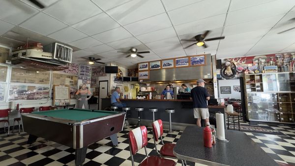 Dawsonville Pool Room by null