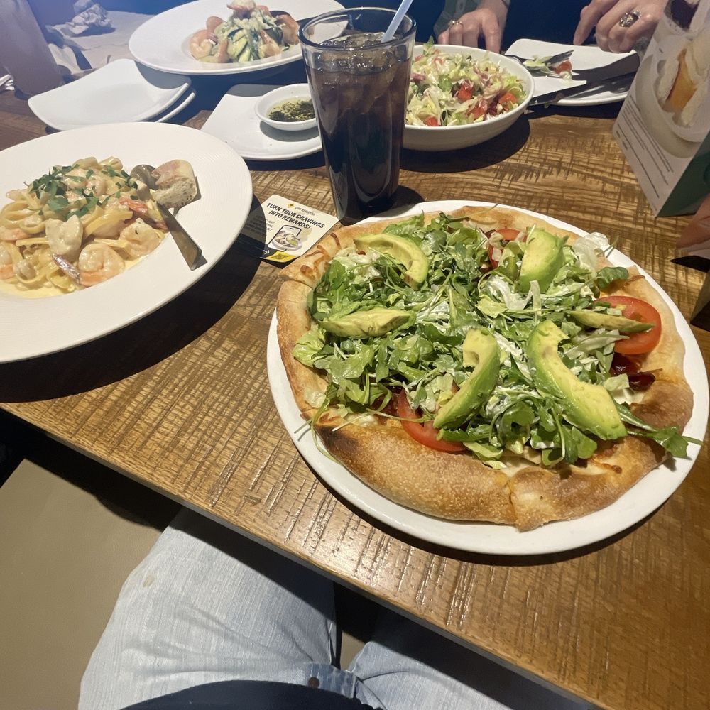 California Pizza Kitchen - Chopped CPK Salad, Shrimp Scampi, Garlic fettuccini cream, California Club pizza - Pizza Near Me - Northbrook, Illinois California Pizza Kitchen - Chopped CPK Salad, Shrimp Scampi, Garlic fettuccini cream, California Club pizza - Pizza Near Me - Northbrook, Illinois