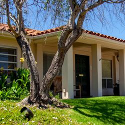 Villa Alamar - Villa Alamar Memory Care