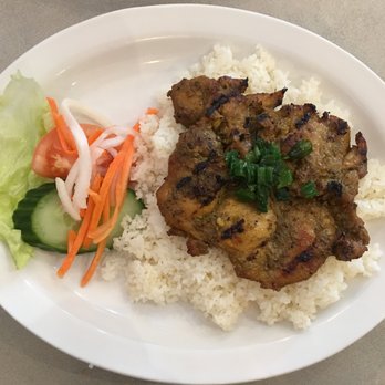 Pho Toronto - Steamed rice with grilled chicken! - Vietnamese Near Me - Toronto, Ontario