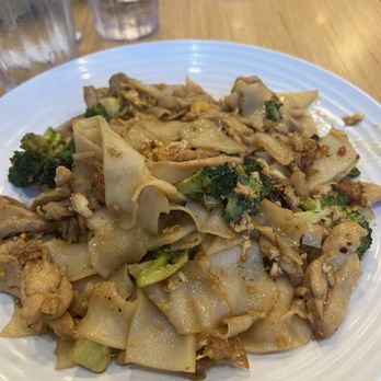 Supa Thai - Pad See Ew. Medium spice. Just right! - Thai Near Me - Kapolei, Hawaii