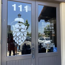 Buzzin On Hops Bottle Shop & Taproom
