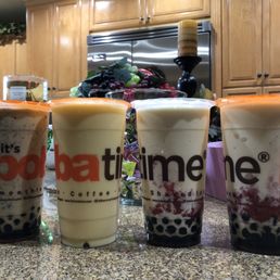 Mint Chocolate Frappe W/ Boba