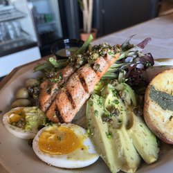Circle D Eatery - Circle D Niçoise "Traditional French Salad"