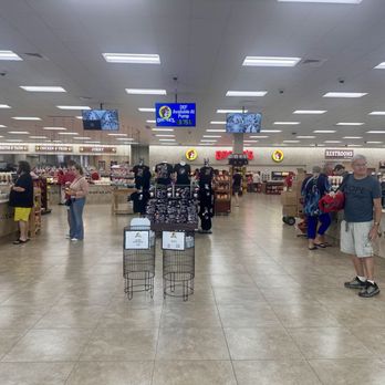Buc-ee’s - Check out area - Gas Stations Near Me - Mount Crawford, Virginia Buc-ee’s - Check out area - Gas Stations Near Me - Mount Crawford, Virginia