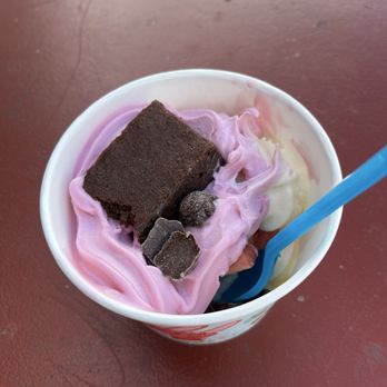 Frugos Yogurt - Ice Cream & Frozen Yogurt Near Me - Oceanside, California