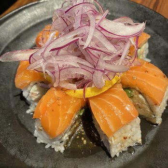 Crazy Rock'N Sushi - ALASKAN ROLL - Sushi Bars Near Me - Glendale, California