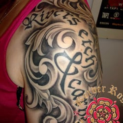 Border Rose Tattoo Studio