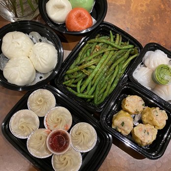Dumpling Time - Trio of Buns, Garlicky Green Beans, Shrimp Har Gow, Maine Lobster Siu Mai, Pork XLB, Pork Bao - Dim Sum Near Me - San Francisco, California