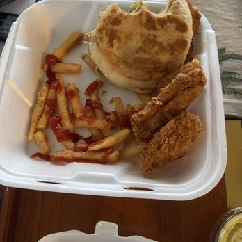 Crazy Alan's Swamp Shack - Cajun Chicken Breast Sandwich - Seafood Near Me - Kemah, Texas