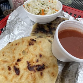 El Guanaco Bakery Y Cafe - a plate of food - Bakeries Near Me - Minneapolis, Minnesota El Guanaco Bakery Y Cafe - a plate of food - Bakeries Near Me - Minneapolis, Minnesota