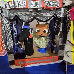 Dba256 Bar & Gallery - Puppet house Talks woth Timmy