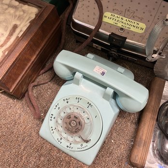 Somewhere In Time - Antiques Near Me - Reno, Nevada