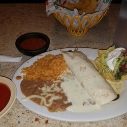 Zapatas Grill Mexican Restaurant - 24 lunch special added beans